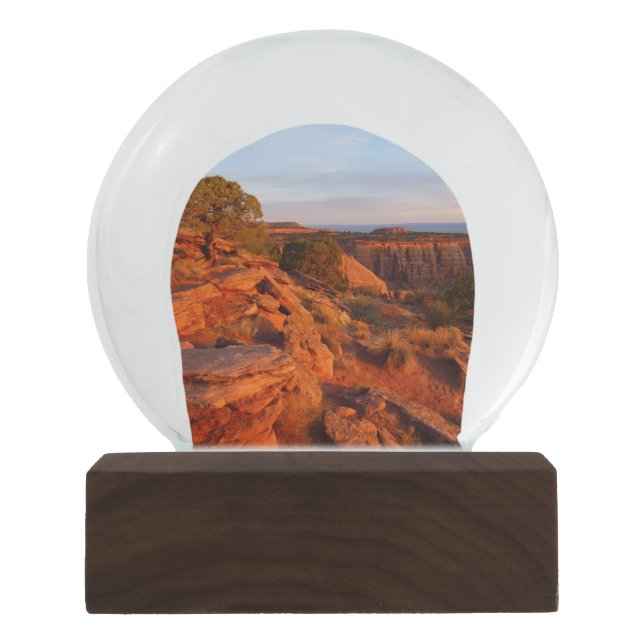 Sonnenaufgang auf dem Grand-View-Weg am Monument O Schneekugel (Vorderseite)