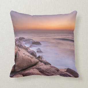Sonnenaufgang auf dem Strand Guarda tun Embau Kissen