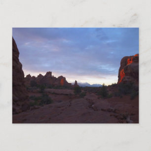Sonnenaufgang auf dem Windows Trail in Arches Postkarte