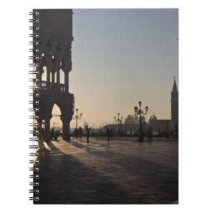 Sonnenaufgang auf der Plaza San Marco Notizblock