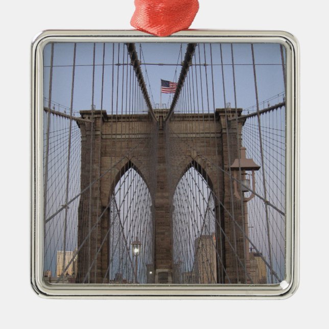 Sonnenaufgang der Brooklyn-Brücken-NYC auf Ornament Aus Metall (Vorne)