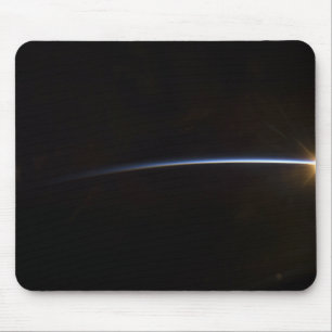 Sonnenaufgang im Weltraum Mousepad