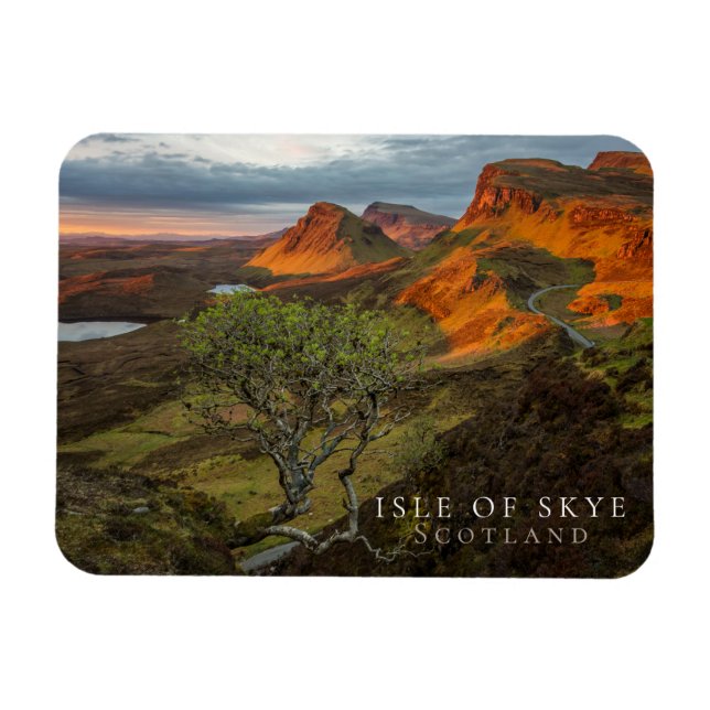 Sonnenaufgang in den Bergen von Quiraing auf Skye, Magnet (Horizontal)