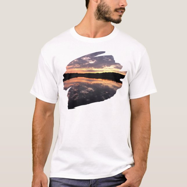 Sonnenaufgang über dem Bärensee T-Shirt (Vorderseite)