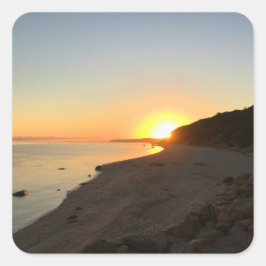 Sonnenaufgang über dem Long Island Sound Quadratischer Aufkleber