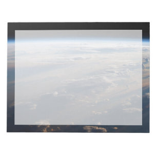 Sonnenaufgang über dem philippinischen Meer mit la Notizblock