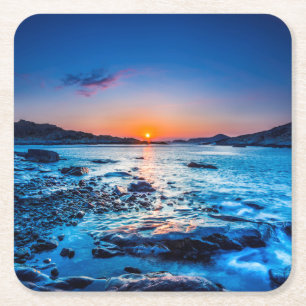 Sonnenaufgang über Horizont an der Küste an der Rechteckiger Pappuntersetzer
