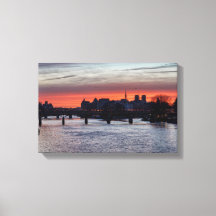 Sonnenaufgang über Ile de la Cite und Notre Dame -