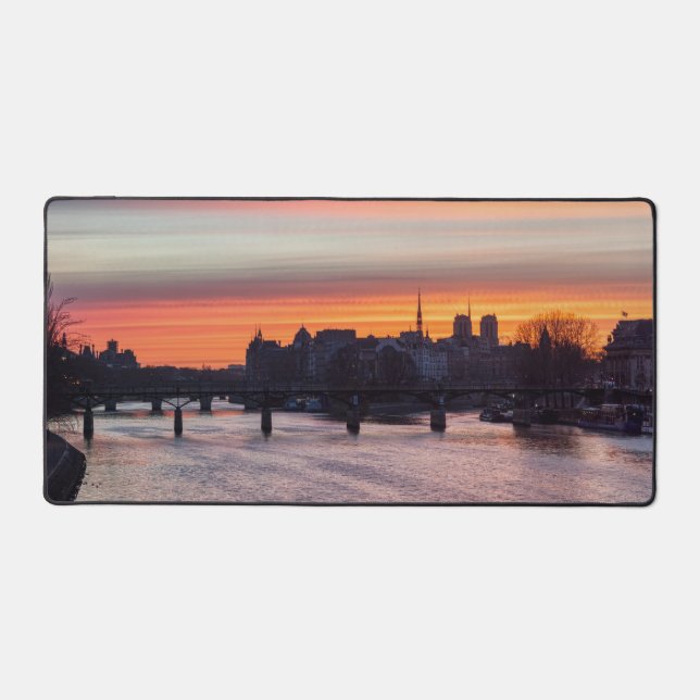 Sonnenaufgang über Ile de la Cite und Notre Dame - Schreibtischunterlage (Vorderseite)