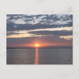 Sonnenaufgang über See Postkarte