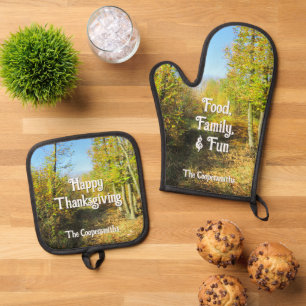 Sonnenbeleuchtete Wälder im Herbst - Personalisier Ofenhandschuh & Topflappen-Set