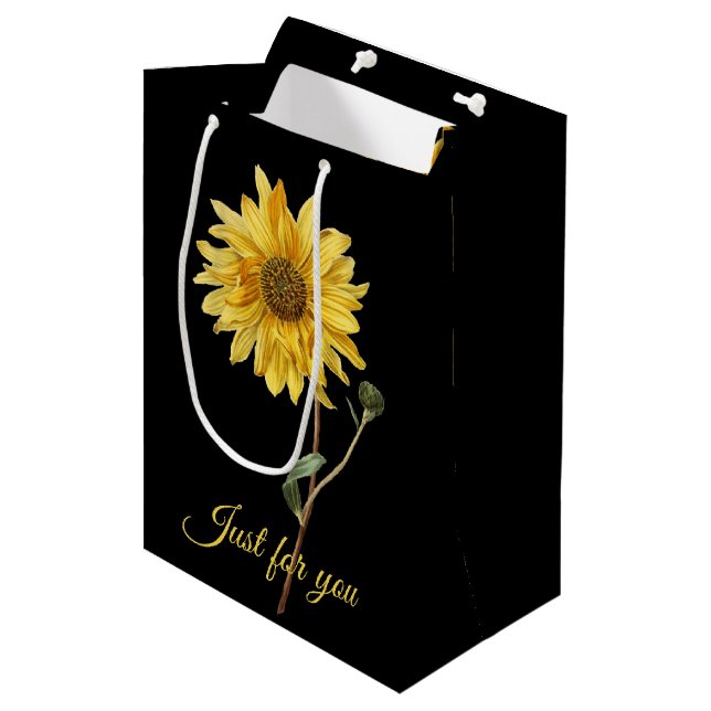 Sonnenblume-botanische schwarze Geschenk-Tasche Mittlere Geschenktüte (Vorderseite Schrägansicht)