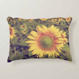 Sonnenblume mit Filtereffektretro Vintager Stiel Dekokissen