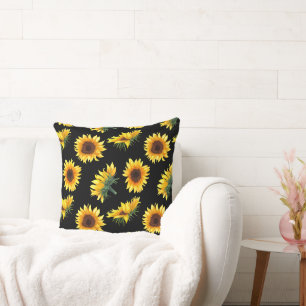 Sonnenblume mit schwarzem Hintergrund Kissen