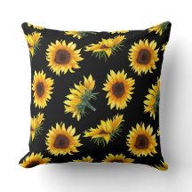 Sonnenblume mit schwarzem Hintergrund