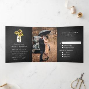 Sonnenblumen auf Mason Jar Rustikale Chalkboard Ho Dreifach Gefaltete Einladung