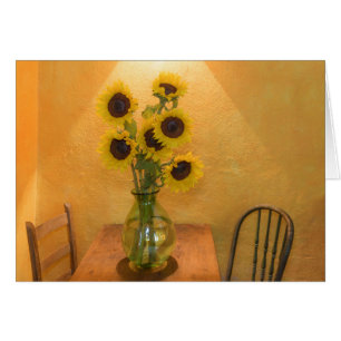 Sonnenblumen in einer Vase auf einem Tisch 2