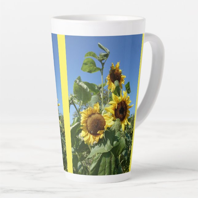Sonnenblumen mit Blue Sky Latte Tasse (Rechte Ecke)