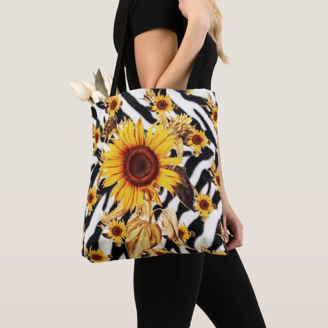 SONNENBLUMEN MIT ZEBRA HAUT (Von Nahem)
