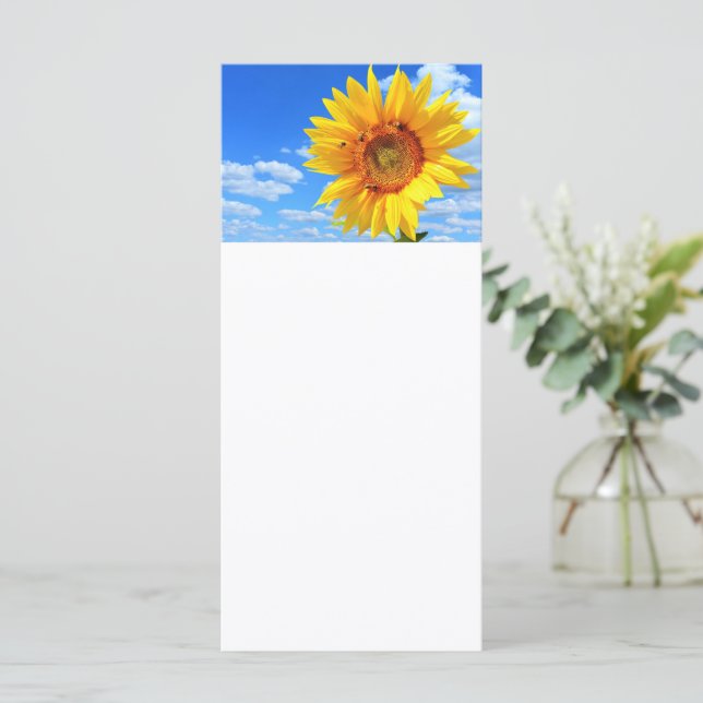 Sonnenblumen und Bienen auf der Sommerkarte von Bl Menükarte (Stehend Vorderseite)