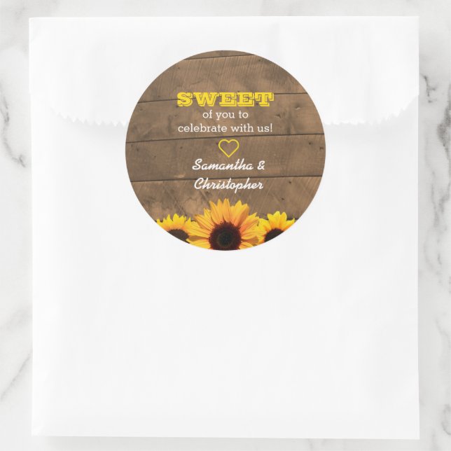 Sonnenblumen und rustikales Holz, Sweet Leckerei Runder Aufkleber (Tasche)