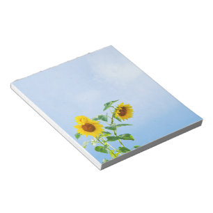 Sonnenblumen unter Blue Sky Notizblock