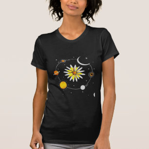 Sonnenblumen zwischen Planeten und Sternen T-Shirt