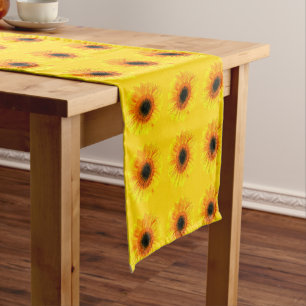 Sonnenblumenfeld und Ukraine symbolische Wohngesta Kurzer Tischläufer