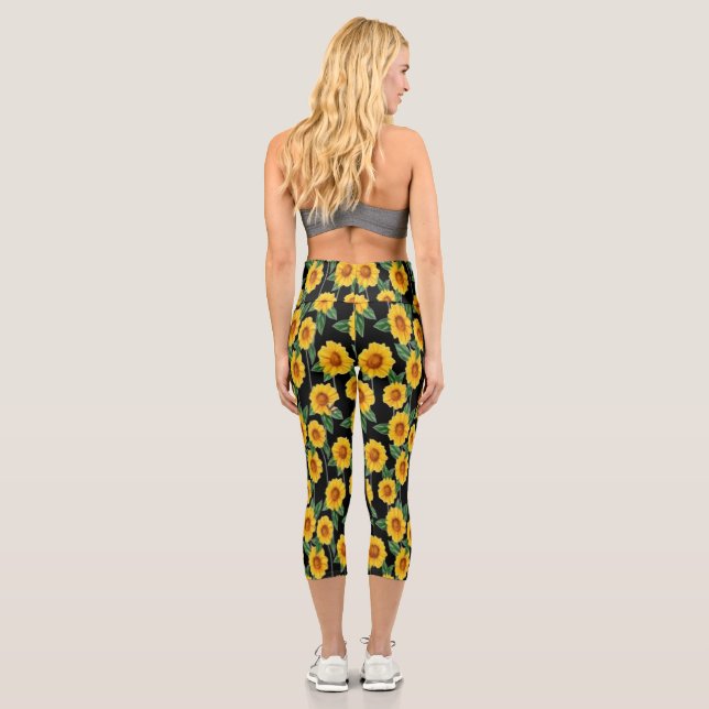 Sonnenblumenfreude - Nahtlose Blüte Capri Leggings (Rückseite)