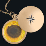 Sonnenblumengeschenke Medaillon<br><div class="desc">Sonnenblume Charm Necklace. Um Text hinzuzufügen,  klicken Sie im Entwurfswerkzeug auf Bearbeiten.</div>