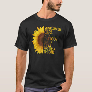 Sonnenblumenmädchen mit Tätowierungen, hübschen Au T-Shirt