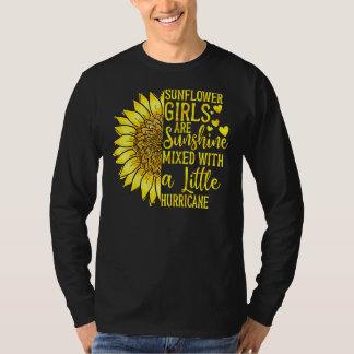 Sonnenblumenmädchen werden mit einem kleinen H T-Shirt