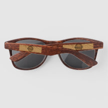 Sonnenbrille mit StickeerCO-Logo