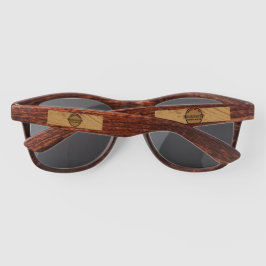 Sonnenbrille mit StickeerCO-Logo