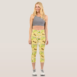 Sonnenbrille und Sonnenhut mit klarem Strandbild Capri Leggings