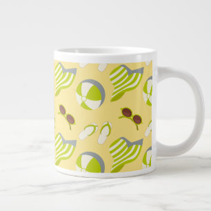 Sonnenbrille und Sonnenhut mit klarem Strandbild Jumbo-Tasse