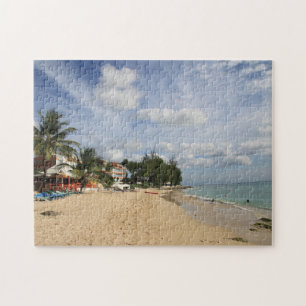 Sonnenfrohe Strandszene in Barbados. Puzzle