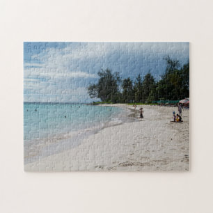 Sonnenfrohe Strandszene in Barbados. Puzzle