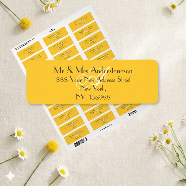 Sonnengelb Hochzeitsweiß Monogramm Rücksendeadress (Perfect for the Sunny Yellow Wedding, or for whenever you want a stylish return address label.)