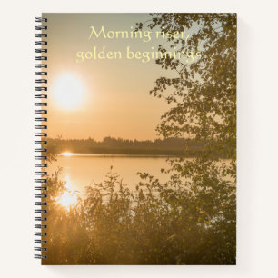 Sonnenlicht fließt wie Gold Wald Natur Notizbuch