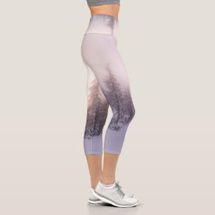 Sonnenlicht und Fichtenwald Capri Leggings