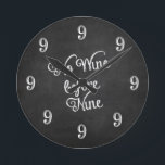 Sonnenmauer Uhr - Kein Wein vor neun Chalkboard<br><div class="desc">Funny Wall Clock in Schwarz-Weiß-Chalkboard-Design. Text auf der Uhr sagt No Wine vor neun und alle Zahlen sind 9! Perfektes Weihnachtsgeschenk, Urlaubsgeschenk, Hauswärmespeck, Vatertagsgeschenk! Besuchen Sie unseren Designkandy Store für eine Auswahl passender Produkte! Bitte kontaktieren Sie uns, wenn Sie weitere Anpassungen benötigen, können wir alles erstellen, was Sie benötigen. E-Mail...</div>