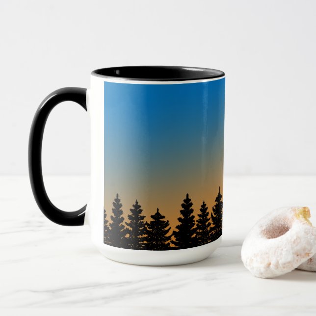 Sonnenschein Himmel und Pinienbäume | Kiefernwald  Tasse (Mit Donut)