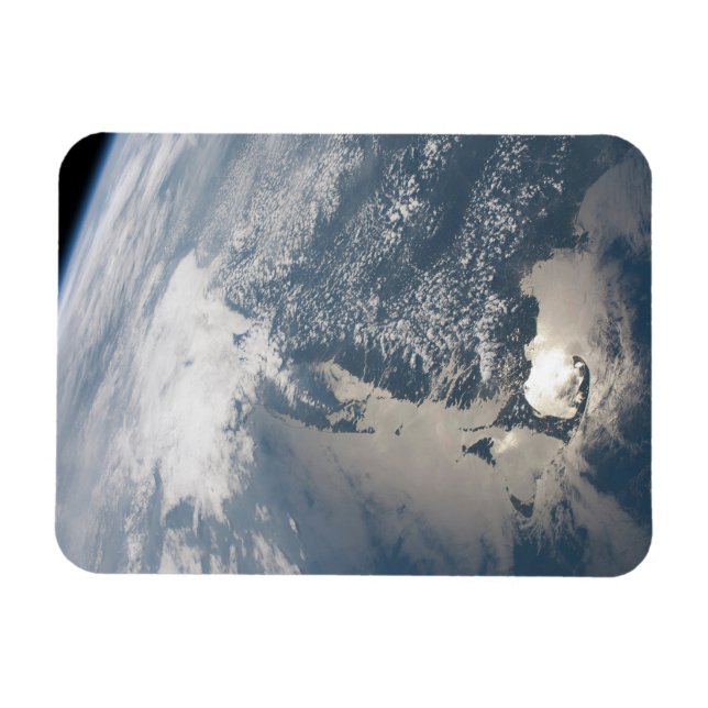 Sonnenschein im Wasser der Erde. Magnet (Horizontal)