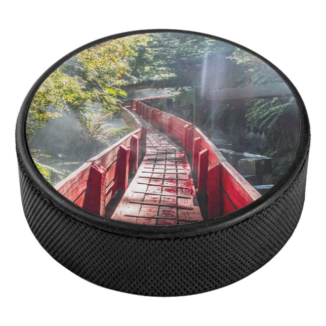 Sonnenschein in den Termas Geometrien, Conaripe, C Eishockey Puck (3/4)