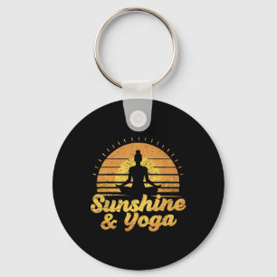 Sonnenschein und Yoga-Shirt für Yoga-Praktizierend Schlüsselanhänger