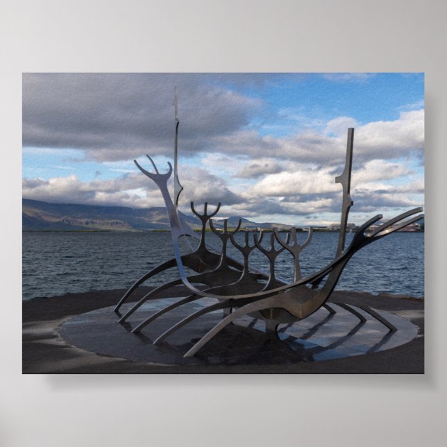 Sonnenschiff-Denkmal in Reykjavík Poster (Vorne)