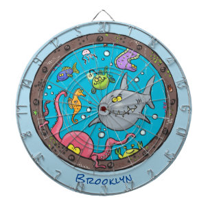 Sonnenseebewohner unter Wasser zeichnend Cartoon Dartscheibe