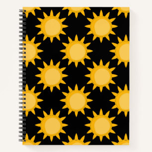 Sonnenstrahlung auf schwarzem Muster Notizbuch