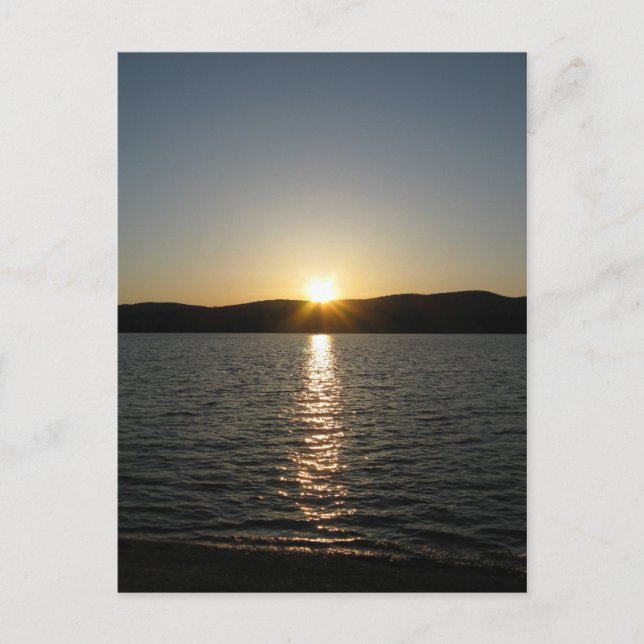 Sonnenuntergang am Onota See: Vertikal Postkarte (Vorderseite)